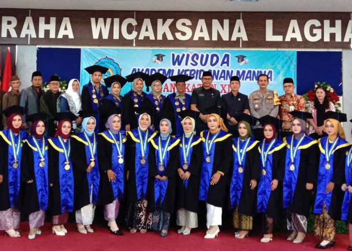 Akbid Manna Kembali Luluskan Mahasiswi, Wisuda XIX Sukses