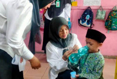 Bentuk Pelayanan Preventif, Dinkes Bengkulu Selatan Rutin Berikan Obat Cacing Pada Anak