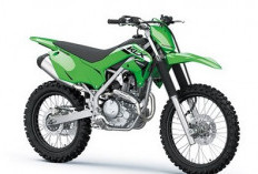 Kawasaki KLX 230, Motor Trail Ringan dan Lincah, Cocok di Aspal Maupun Medan Berat