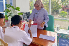 Disperpusda Bengkulu Selatan Ajak Pelajar Kunjungi Perpustakaan