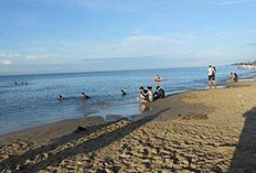 Pantai Angsana, Destinasi Wisata Menarik di Tanah Bumbu, Kalimantan Selatan