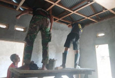 Satgas TMMD Ke-125 Kodim 0408 Bengkulu Selatan Mulai Cat Dinding Rumah Yang Dibedah