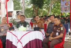 HUT TNI ke 80, Bupati Bersama Forkompinda Lakukan Donor Darah dan Gelar Pasar Murah