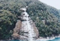 Keunikan Air Terjun Mursalah, Berada di Bibir Pantai Eksotik