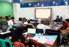 Puluhan PNS Kecamatan Dilatih Mengoperasikan Aplikasi SRIKANDI