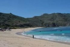 Pantai Mawun, Hamparan Pasir Putih yang Menawan di Lombok Tengah, Cocok Untuk tempat Wisata Bersama Keluarga