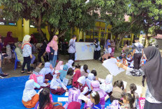 Hari Pertama Masuk, Banyak Orang Tua Ikut Sekolah