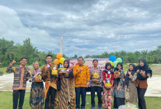 Meriahkan Hari Batik Nasional, SMAN 10 Bengkulu Selatan Gelar Lomba Peragaan Busana 