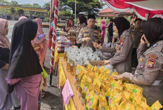 Tekan Harga Kebutuhan Pokok di Pasaran, Polres Kaur Gelar Pasar Murah