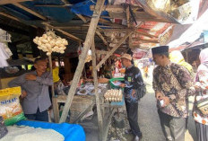 Jamin Konsumsi Makanan Aman dan Halal, Kantor Kemenag Bengkulu Selatan Rutin Cek Pasar