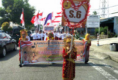 Puluhan Ribu Pelajar Ramaikan Pawai HUT RI dan Pramuka