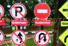 Satlantas Polres Kaur Berikan Edukasi Lalu Lintas Kepada Pelajar