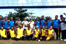 Pembukaan Turnamen Voli Antara Desa Dan Sekolah Di Kecamatan Pino Raya