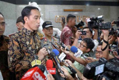 Jokowi Menunjuk Tito Karnavian sebagai Plt Menko Polhukam Menggantikan Mahfud
