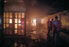 Korsleting Listrik, Satu Unit Rumah Warga Ludes Terbakar