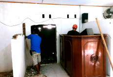 Tumbuhkan Semangat Gotong Royong, Warga Renovasi Masjid
