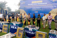 Bea Cukai  Bengkulu Musnahkan Barang Ilegal Senilai Rp5 Miliar