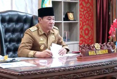 Evaluasi Molor, Plt Gubernur Pastikan Tidak Ada Honorer 