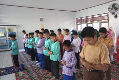 Tingkatkan Keimanan Siswa, Kadisdikbud Bengkulu Selatan Dorong Salat Dhuha Berjemaah