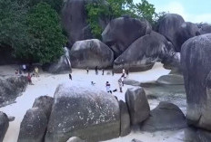 Pesona dan Keindahan Pantai Tanjung Pandan, Permata Eksotis dari Negeri Laskar Pelangi