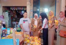 Pastikan Stok Bahan Pangan Aman, Petugas Sidak Pasar