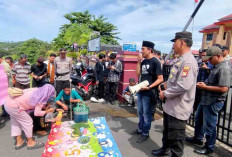 AMAN Tanah Serawai Lakukan Ritual Hukum Adat di Depan Pengadilan Negeri Tais