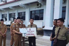 Wakil Bupati BS Berikan Reward kepada Atlet Berprestasi Pra Popda 2025