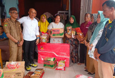 Korban Banjir di Desa Batu Kuning Terima Bantuan Pemerintah