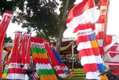 Semarak Kemerdekaan, Lapangan Merdeka Bintuhan Dipadati Pedagang