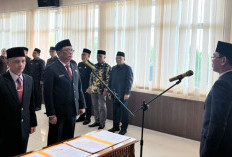 Bupati Seluma Lantik Pj Sekda Sekaligus Copot Kadis Dikbud