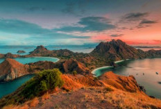 Pantai Padar, Surga Fotogenik di Kepulauan Komodo yang Memukau Dunia