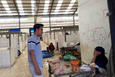 Polres Seluma Cek Harga Sembako di Pasar Sembayat