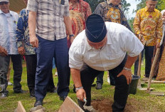 Bupati Lakukan Peletakan Batu Pertama Pembangunan Pabrik AMDK: AMDK Sekundang, Wujud Dari Mimpi
