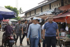 Sidak Pasar Ampera, Bupati Geram Lapak Pedagang Semrawut, Langsung Perintahkan Penertiban