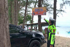 Pengunjung Pantai Di Kaur Dilarang Mandi Di Laut