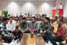 Ketua DPRD Seluma Minta Seluruh Tenaga Honorer Harus Diperjuangkan Sampai Dapat Status