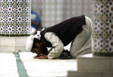 Mengerjakan Salat Harus Khusyuk, Agar Mendapatkan Berkah dan Menghapus Dosa
