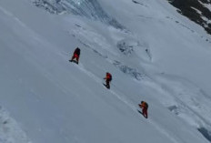 Kegigihan Orang Suku Sherpa, Pendaki Sejati, Penakluk Puncak Everst