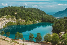 Bekas Galian Tambang Disulap Jadi Tempat Wisata Populer, Danau Biru Sawahlunto di Sumatera Barat Yang Memukau