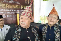 Rifai - Yevri Minta Tim Pendukung Bersosialisasi Dengan Cara Adem