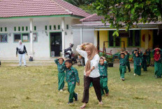 Sekolah Wajib Fasilitasi Siswa Kemampuan Penanggulangan Bencana Alam