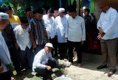 Baznas Salurkan Bantuan Bedah Rumah dan Santuni 100 Mustahik, Sekda: Ini Dari Zakat ASN