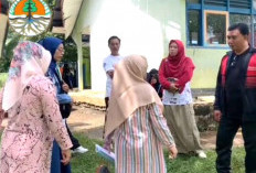 Sosialisasikan PBLHS, DLHK Sambangi Sekolah 