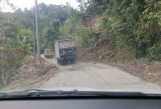 Perbatasan Manna-Tanjung Sakti Longsor, Pengendara Harus Waspada