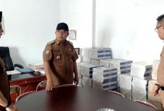 Disidak Wabup, Kantor Dinas Dikbud Seluma Terlihat Kosong, Ruangan Pun Kotor