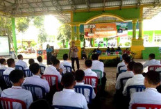 Isi MPLS, Polres Bengkulu Selatan Ajak Siswa Tidak Lakukan Bullying