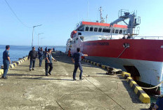 Uji Coba, Kapal Perintis Muhammad Husni Thamrin Gagal Bersandar di Dermaga Linau