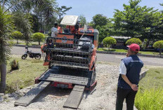 Kaur Dapat Bantuan Combine Harvester 2 Unit