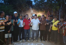 Jalan Penghubung Desa Lubuk Trentang-Talang Kebun Segera Dihotmix