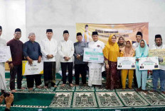 Kunjungi Kaur, Asisten III Salurkan Bantuan Untuk 10 Masjid 